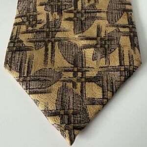 Parisian Signature Gold and Black Abstract Silk Tie. Made In USA